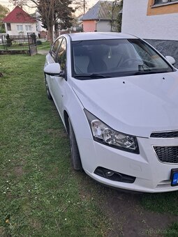 Predám chervolet cruze 1.8 104 kw - 5