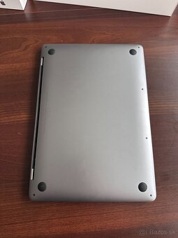 Apple Macbook Pro 2022 M2 13” / 16GB / 512 GB SSD - 5