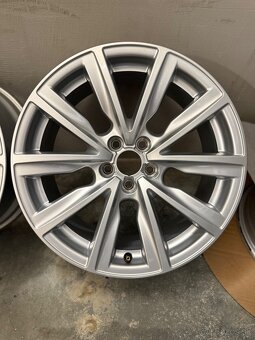 Hliníkové disky 5x100 R17 Audi A1 , Kamiq , Scala, Fabia - 5