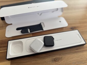 APPLE WATCH 6 NIKE - 5