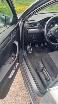 Skoda Superb 2.0tdi 110kw sedan - 5