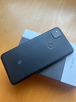 Predám Google Pixel 4a (128 GB, čierny) - 5