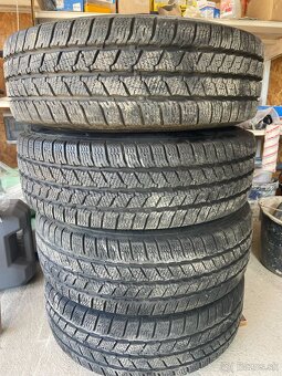 195/70 R15 C - 5