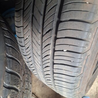 225x60r17 - 5