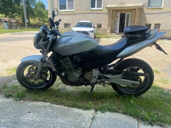 Honda Hornet - 5