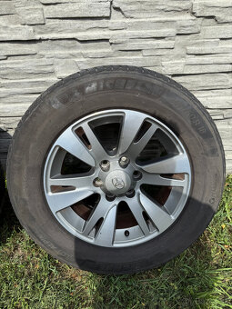 Predam 18" originalne kolesa Toyota so zimnymi pneumatikami - 5