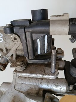 EGR ventil renault megane3 h8200836358 80€ - 5