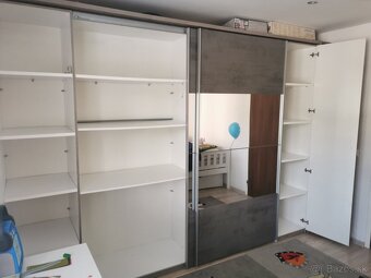 Predám skriňu rodlor - 5