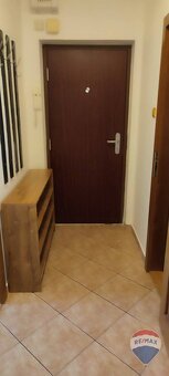 Na predaj 2-izobvý byt/ REZERVOVANÉ - 5