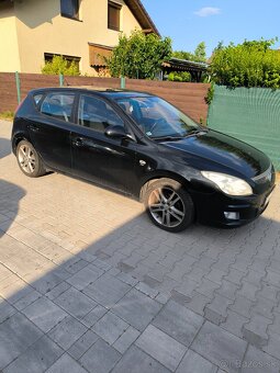 Hyundai i30 85kw 1.6 nafta - 5