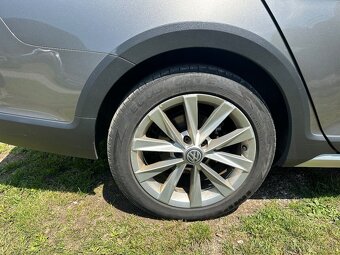 Predám VW Golf AllTrack 4x4 2.0tdi 135kw - 5