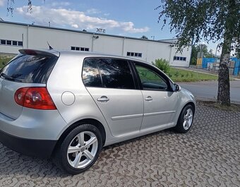 Volkswagen Golf 5 1.9 TDI - 5