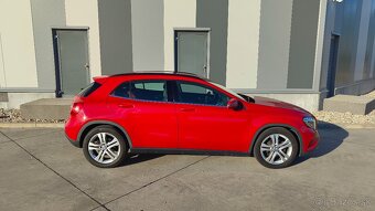 Mercedes GLA trieda 200 d A/T - 5