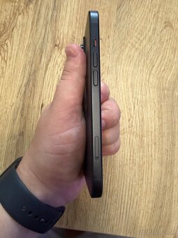 Apple iPhone 15 128GB - 5