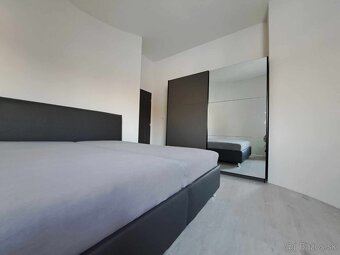 Predáme novostavbu 3 izb byt s terasou, parkovaním, pozemkom - 5