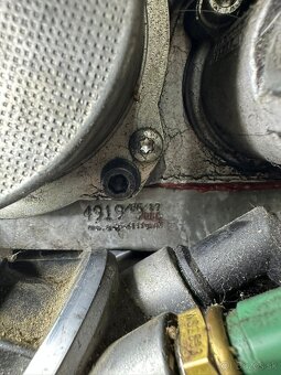 Predám motor na Alfa Romeo 2.4 - 5