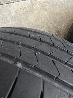 Kumho Ecsta HS51 215/55 R17 - 5