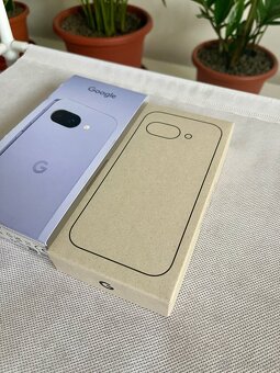Nový Google Pixel 9a 128 GB Iris + Príslušenstvo - 5