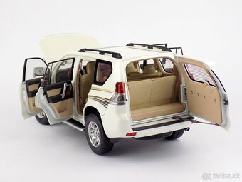 TOYOTA LAND CRUISER PRADO 2009 – 1:18 PAUDI - 5