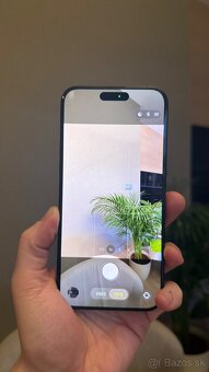 iPhone 15 Pro Max - 256 GB - čierna farba - 5