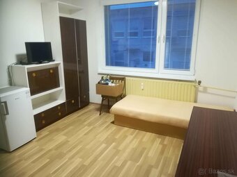 garzonka -prenájom - 5