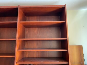 Darujem kvalitnú obývaciu stenu z dreva - 5