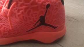Nike Air Jordan Obuv Orange 47,5 EU - 5