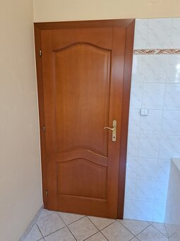 Predám interiérové dvere z dreva - 5