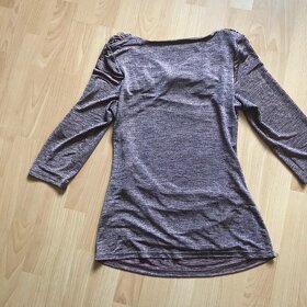 Leskly top s vodovym vystrihom ROMAN - 5