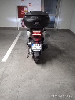 Predám Honda Forza 300 - 5