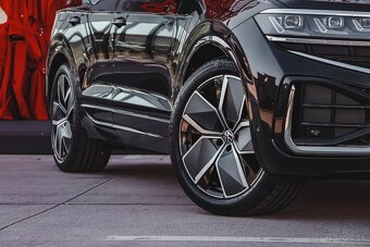 Volkswagen Touareg 3.0 TDI 210kW R-Line 01/2025 - 5