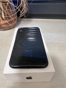 iPhone XR - čierny - 64gb - 5