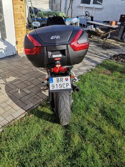 Yamaha fz1 - 5