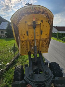 Dumper Neuson s 3-stranou otočnou nadstavbou - 5