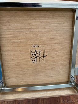 Predám moderný spálňový set – posteľ, nočné stolíky, stol - 5