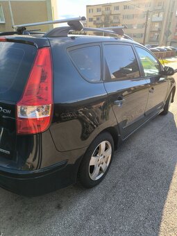 Predám Hyundai i30 combi - 5
