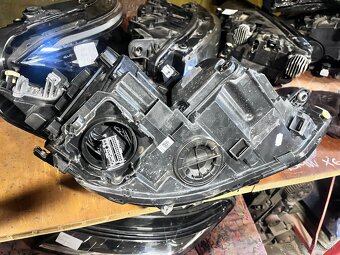 Vw golf 8 ľavý svetlomet - 5