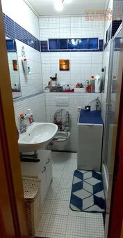 VYMEŇ SUSEDA – VÝNIMOČNÝ ZARIADENÝ 2 IZB. BYT S LOGGIOU, V - 5