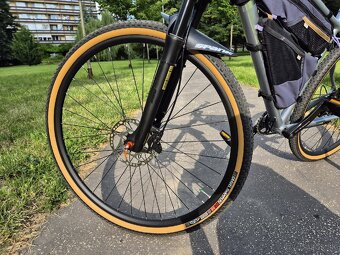 Custom horský bicykel z úplne nových komponentov - 5