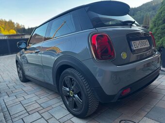 Mini Cooper S Essential 2022 (14 878 € odpočet DPH) - 5