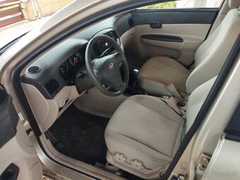 Hyundai accent - 5