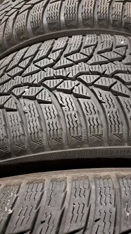 Predám 4ks jazdené zimné 215/60r16-99H Nokian - 5