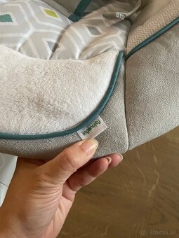 Ingenuity kresielko 0m+ do 9kg, Hojdačka vibrujuca - 5