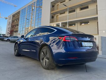 Tesla model 3 na prenájom - 5