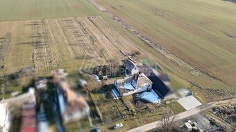 Rodinný dom v málo vídanej lokalite s nadštandardným pozemko - 5