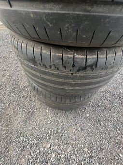 235/45 R17 - 5