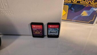 Nintendo SWITCH OLED + 2 hry - 5