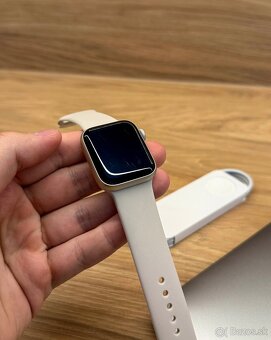 Apple Watch SE 2 (2024) 40mm Starlight - 5
