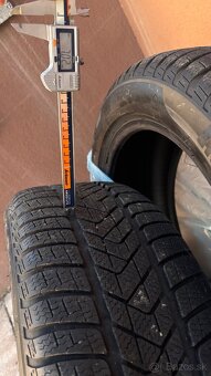 Pirelli 245 45 18 Runflat RF zimne, 4x4 - 5