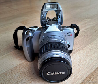 Predám Canon EOS 300V, takmer nový - 5